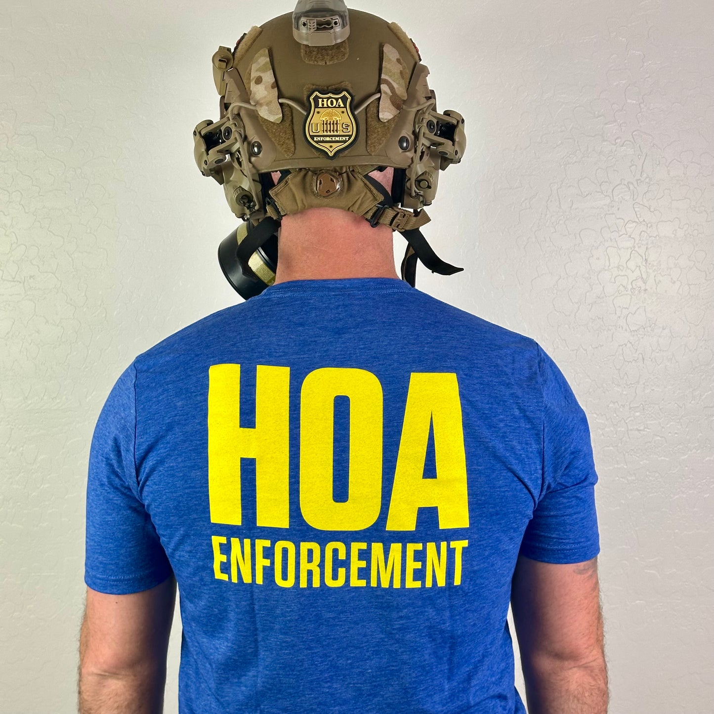 HOA-E: Yellow on Royal Blue