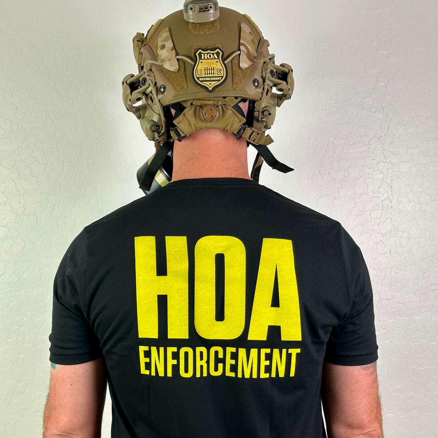 HOA-E: Yellow on Black